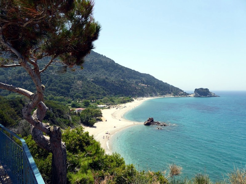 hippies beach bei karlovasi