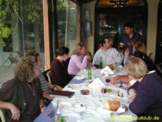 Treffen mit Gr-Freunden zum Essen in Platarias